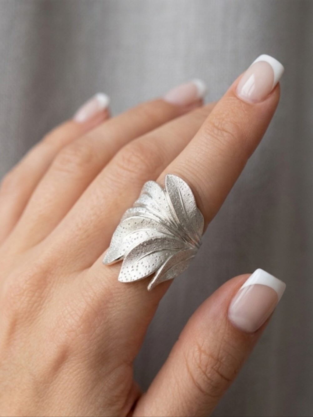 925 Vintage Sterling Silver Ring Sz 9 JCM Italy Jacmel Leaf Ring 10 Grams